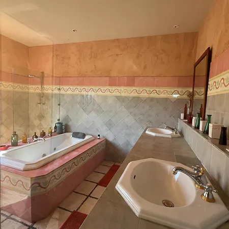 5 With Pool Near The Sea Tatil Evi *