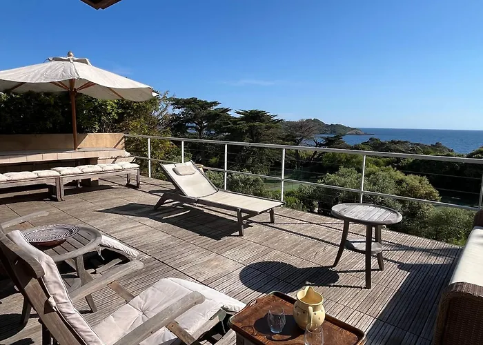 5 With Pool Near The Sea Feriehus *