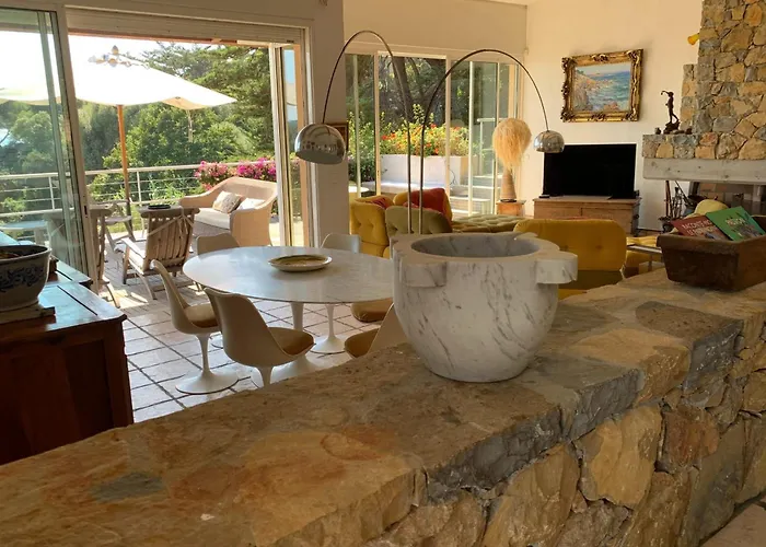 5 With Pool Near The Sea Casa vacanze *