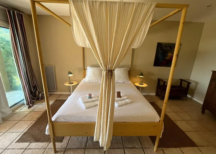 Casa vacanze 5 With Pool Near The Sea Hyères