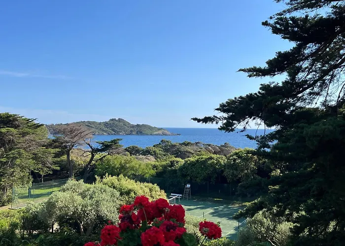 5 With Pool Near The Sea Casa vacanze